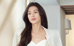 “Jeon Ji Hyun không phải con người”