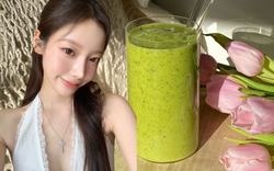 Cốc nước màu xanh chứa đầy collagen, gái Hàn dùng đều đặn để bơm da căng bóng