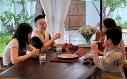Nam nghệ sĩ lấy vợ là con gái đại gia miền Tây: Bỏ penthouse thành phố về ngoại ô xây biệt thự 500m², chill quên lối về