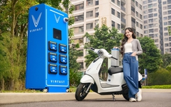 VinFast Evo Lite hút khách dịp hè nhờ lợi thế “3 không”: Không bằng lái, không lo sạc, không áp lực chi phí