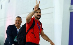 Ngôi sao World Cup bị giữ và thẩm vấn suốt 7 tiếng khi vừa đặt chân đến Mỹ, đồng nghiệp còn bị từ chối nhập cảnh