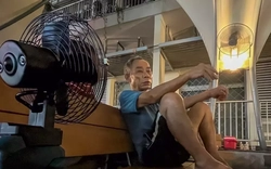 32 độ C lúc 1 giờ sáng, người nhà bệnh nhân trắng đêm vì nóng