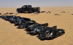 Ám ảnh hiện trường vụ hỏng xe giữa sa mạc Sahara: 49 người tử vong vì khát nước, 2 người sống sót thần kỳ nhờ đi bộ 48km