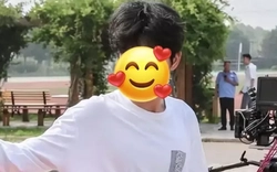 Con trai đạo diễn nổi tiếng bị giấu suốt 12 năm có màn “lột xác” không ngờ: Giáo dục đúng là rất quan trọng!