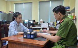 Khởi tố, cấm đi khỏi nơi cư trú với bà chủ Nguyễn Thị Tuyết Nga SN 1999