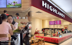 Highlands Coffee lên tiếng sau đoạn clip nhóm khách mang phở cuốn vào quán