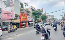 Công an xuất hiện nhà trọ ở ngõ 358 Bùi Xương Trạch, Trần Anh Ước bị đưa đi