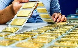 Giá vàng thêm phiên “đỏ lửa”, xuống mức thấp nhất trong 1 tuần qua
