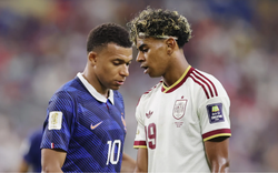 Đại chiến hai "thần đồng" khép lại: Lamine Yamal vượt Mbappé, lập luôn cột mốc lịch sử World Cup ở tuổi 19
