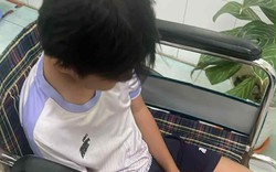 Bé trai 12 tuổi đã mắc ung thư giai đoạn cuối, bố mẹ đau lòng: "Giá như tôi không cho con ăn chúng"