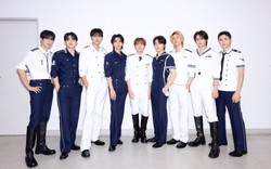 SEVENTEEN gia hạn hợp đồng lần hai với PLEDIS, tiếp tục đồng hành với đầy đủ 13 thành viên