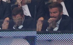 David Beckham cố kìm nước mắt, được Victoria an ủi khi chứng kiến Messi hạ gục ĐT Anh đưa Argentina vào chung kết World Cup