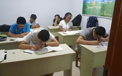 Con học thêm suốt 4 năm, gia đình chi hơn 2,2 tỷ đồng nhưng điểm số vẫn "giậm chân tại chỗ", người cha quyết kiện trung tâm