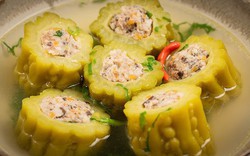 Bác sĩ dặn: Đừng bồi bổ vô tội vạ vào mùa hè, nhất định phải ăn "3 đắng, 3 đỏ" nếu muốn giải nhiệt, phòng bệnh