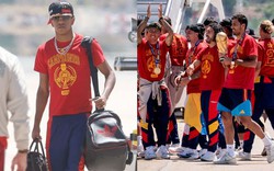 ĐT Tây Ban Nha vinh quang mang cúp vàng World Cup về nước, Lamine Yamal chiếm spotlight với phong cách "boy phố"
