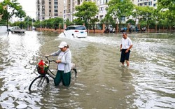 Thượng Hải chìm trong biển nước sau cơn mưa lịch sử: Liệu ‘thành phố thông minh’ có đủ để chống ngập?