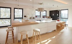 Vì sao ngày càng nhiều gia đình không còn làm bếp chữ U? 2 cách bố trí đang dần trở thành xu hướng mới