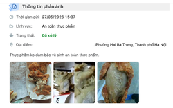 Một cửa hàng gà rán ở Hà Nội bị phản ánh về thực phẩm khiến UBND phường vào cuộc, người xem lập tức nhận ra hình ảnh “có vấn đề”