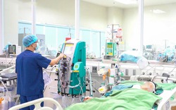 Bé trai 6 tuổi đuối nước ngừng tim ngay trong buổi học bơi