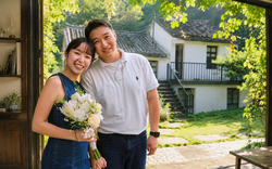 Bỏ phố về quê sau 10 năm làm việc kiệt sức, cặp vợ chồng cải tạo ngôi nhà trăm tuổi: Cuộc sống bình yên khiến ai xem cũng ao ước