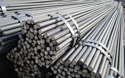 Tai nạn kinh hoàng: Nam thanh niên 29 tuổi ở Quảng Trị bị bó sắt 3 tấn đè dập nội tạng, hi vọng sống chỉ còn 1%