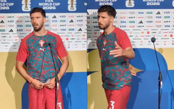 Cọc thật sự: Đồng đội Ronaldo bực bội bỏ ngang cuộc phỏng vấn khi Bồ Đào Nha bị Tây Ban Nha loại khỏi World Cup 2026