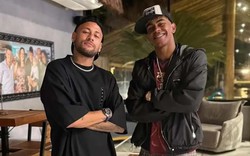 Lamine Yamal lé hộ trải nghiệm "để đời" ở biệt thự nhà Neymar: Vừa bước vào cửa đã bị thần tượng "lôi" đi làm ngay một việc!