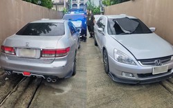 Phát hiện chiếc ô tô với 2 người tử vong bên trong, thứ tìm thấy bên cạnh họ khiến nhân chứng đỏ mặt