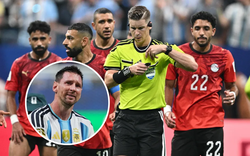 Trọng tài bị đâm đơn kiện với cáo buộc “thiên vị Messi” là ai?