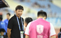Bóc giá chiếc áo "vía lành" giúp tuyển Việt Nam bất bại của HLV Kim Sang-sik: Thương hiệu Nhật Bản, đã cháy hàng