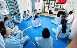 Đỗ trường cấp 3 mơ ước, nữ sinh 16 tuổi vẫn rơi vào vòng xoáy lo âu vượt ngưỡng