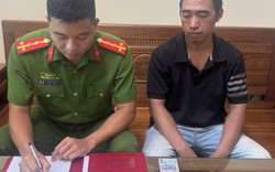 Người đàn ông vừa rời khỏi nhà đến ngân hàng chuyển khoản 50 triệu, anh họ liền báo công an để ngừng giao dịch
