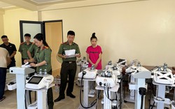 Công an khám xét cơ sở điều trị bệnh xương khớp trái phép "Phúc Tâm 8", tạm giam 3 đối tượng với giao dịch hơn 9 tỷ đồng