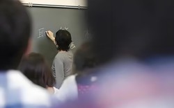 Đưa hơn 5 tỷ đồng nhờ giảng viên đại học thân quen chạy suất học cho con, người phụ nữ suýt ngất khi biết: "Tất cả là một vở kịch"