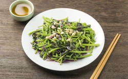 Loại rau được người Trung Quốc "quý như vàng": Giàu canxi và axit folic bậc nhất, chợ Việt nào cũng bán