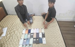 Bắt khẩn cấp 2 anh em sinh đôi Trần Nhật Trung và Trần Nhật Quốc tại một nhà nghỉ