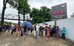 Cơ hội cuối trực tiếp mua vé xem ĐT Việt Nam đấu Malaysia tại Mỹ Đình: Chỉ bán từ 9h15 ngày 19/8