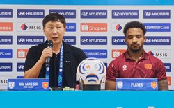 HLV Kim Sang-sik: "Xuân Son mới ghi 5 bàn thôi à, hơi ít nhỉ, tôi muốn Son ghi 3 bàn vào lưới Thái Lan"