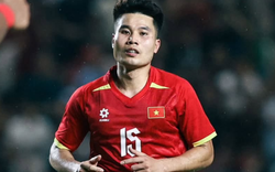 Hậu vệ Trương Tiến Anh báo tin buồn