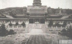 Đang xây tháp 9 tầng, vua Càn Long bất ngờ ra lệnh dừng: 8 chữ bí ẩn dưới lòng đất khiến hoàng đế sợ hãi