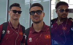 Xuân Son và Lê Giang Patrik đeo kính chất lừ cùng đội tuyển Việt Nam sang Thái Lan đá chung kết ASEAN Cup