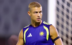 Ronaldo tóc vàng bảnh bao cực cháy tuổi 41: Lộ body vạm vỡ, bắp tay "dây điện" sẵn sàng săn mốc 1.000 bàn thắng