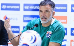 HLV Thái Lan: "ĐT Việt Nam là đội cửa trên chúng tôi, áp lực đang đè nặng lên vai họ"