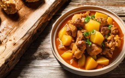 Tôi thường nấu 4 món giàu kali vừa ngon lại dễ, ăn thường xuyên giúp nuôi dưỡng tỳ vị và cải thiện làn da