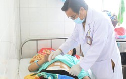 Thiếu niên 15 tuổi nhập viện sau trò đùa tại nhà xưởng