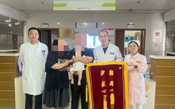 Bé 6 tháng tuổi nứt sọ, tụ máu não nguy kịch sau cú ngã từ trên giường
