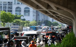 5 ngày nghỉ lễ bắt đầu từ mai: Đường phố Hà Nội và TPHCM lúc này!