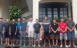 Công an kiểm tra phòng ăn của 1 công ty lúc 16h20, 13 tài xế lần lượt bị khởi tố