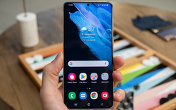 Tính năng trên điện thoại người dùng ngân hàng nên tắt ngay