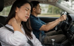 "Còn 50km nữa thôi!": Vì sao càng gần đến nơi, cơ thể càng mệt rã rời sau một chuyến đi xa trong ngày lễ?